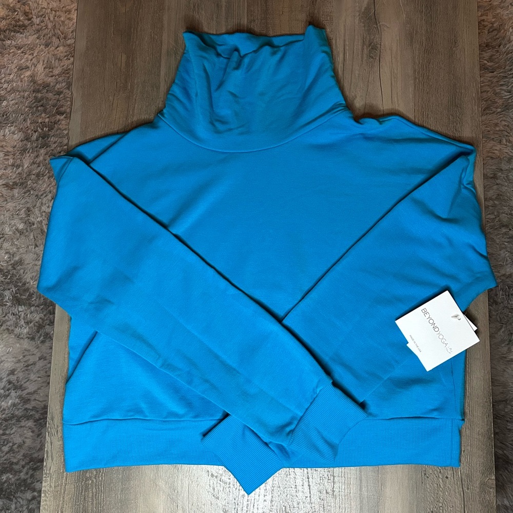 Beyond Yoga Vibrant Blue Turtleneck Long Sleeve Sz large